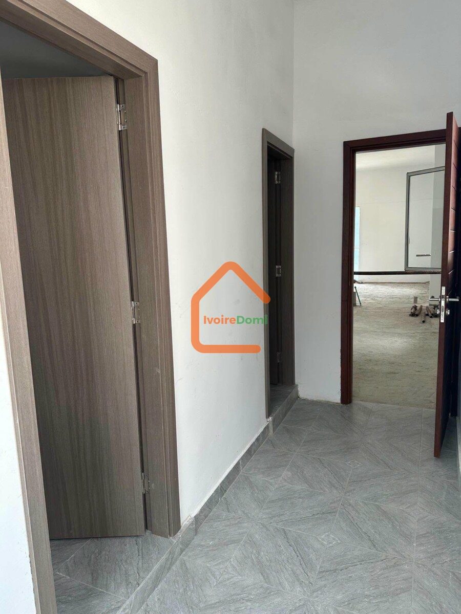 Immeuble R+3 -Cocody-riviera faya
