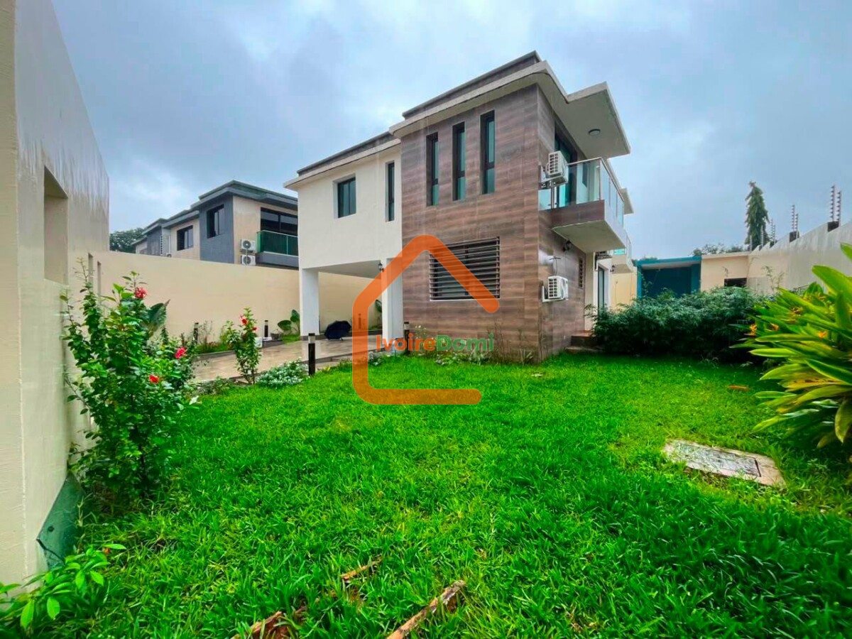D’UNE VILLA BASSE 4 PIÈCES À SONGON ADIAPOTÉ