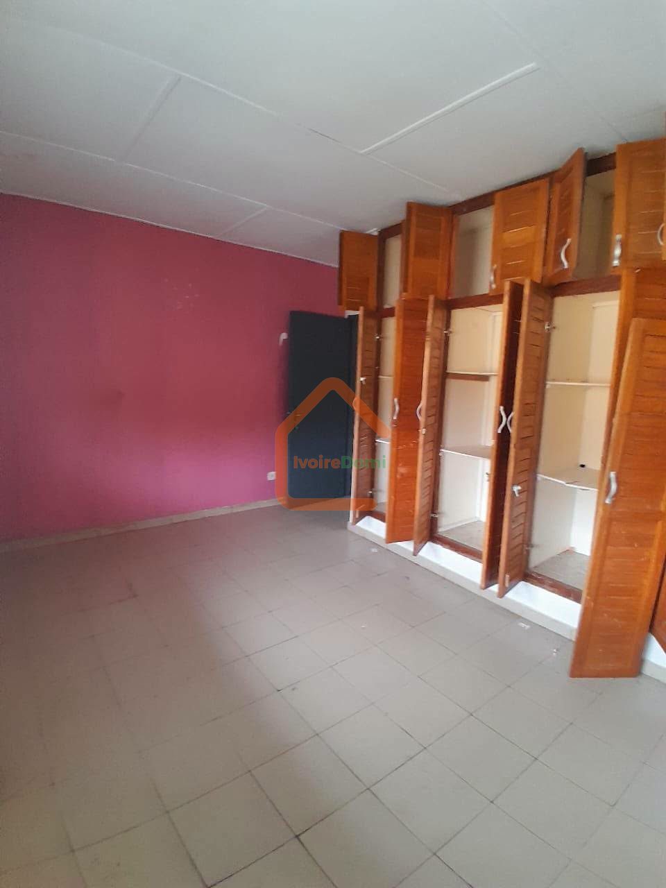 Villa duplex 7pièces à Cocody-Angré