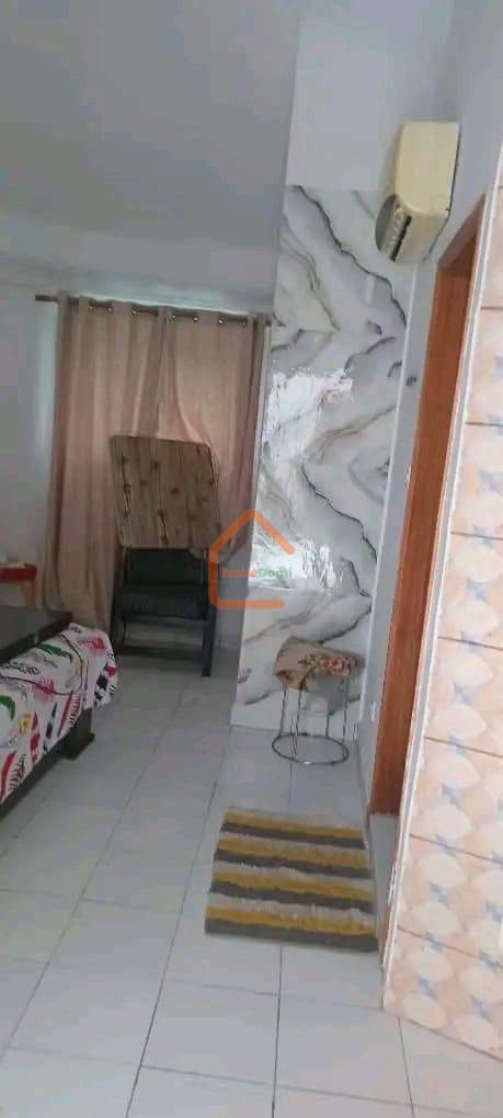 DIRECT COCODY ANGRÉ NOUVEAU CHU Un appartement de 5 pièces très bien situé