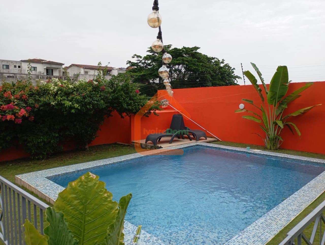 Villa duplex de 7 pièces