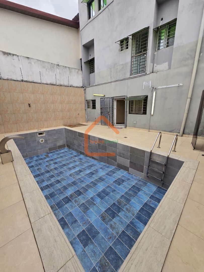 Villa duplex de 7 pièces