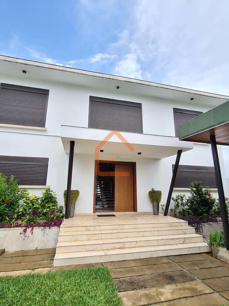 VILLA CALIFORNIENNE A LOUER