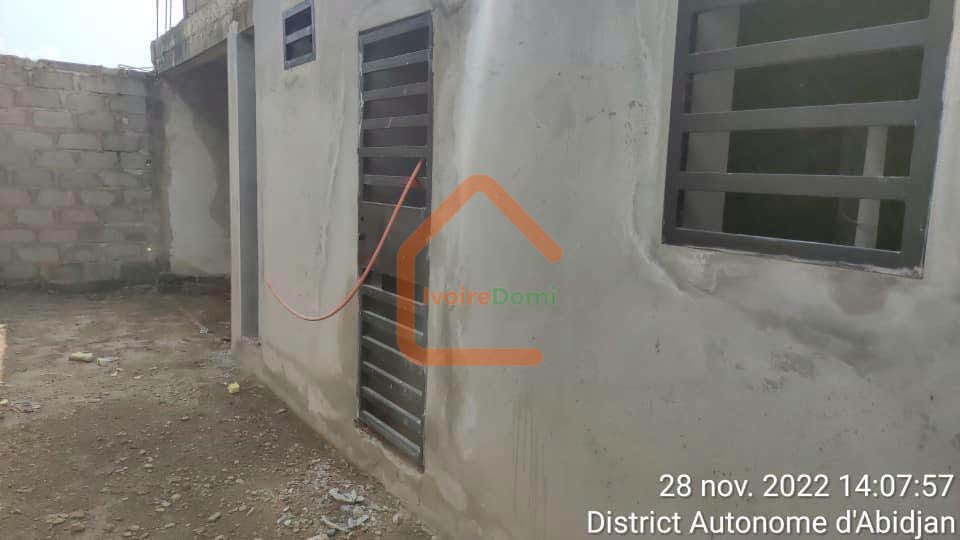 VILA BASSE EN VENTE