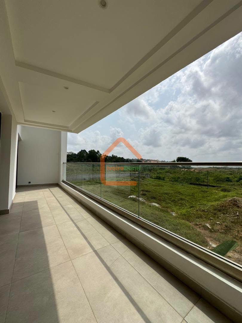 Villa duplex de 7 pièces