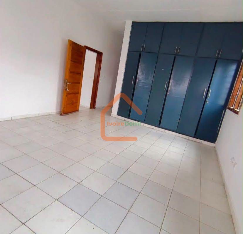 Villa duplex de 5 pièces