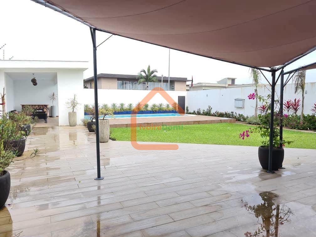 VILLA CALIFORNIENNE A LOUER