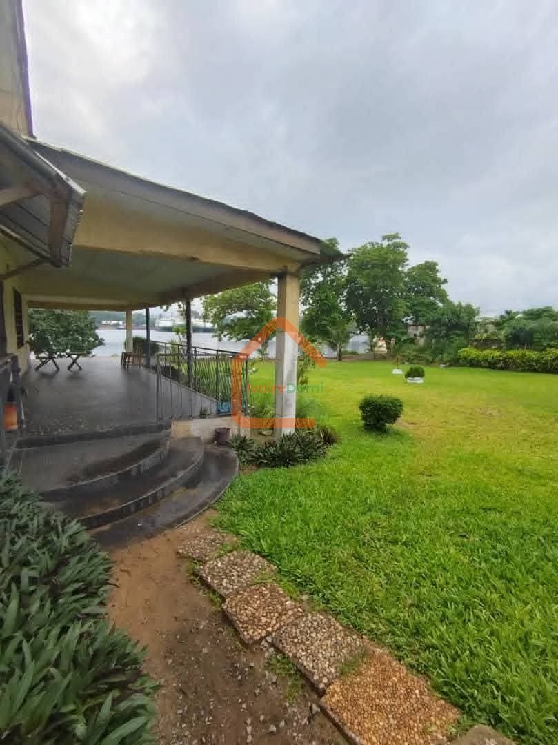 OPPORTUNITE TERRAIN AGBOVILLE