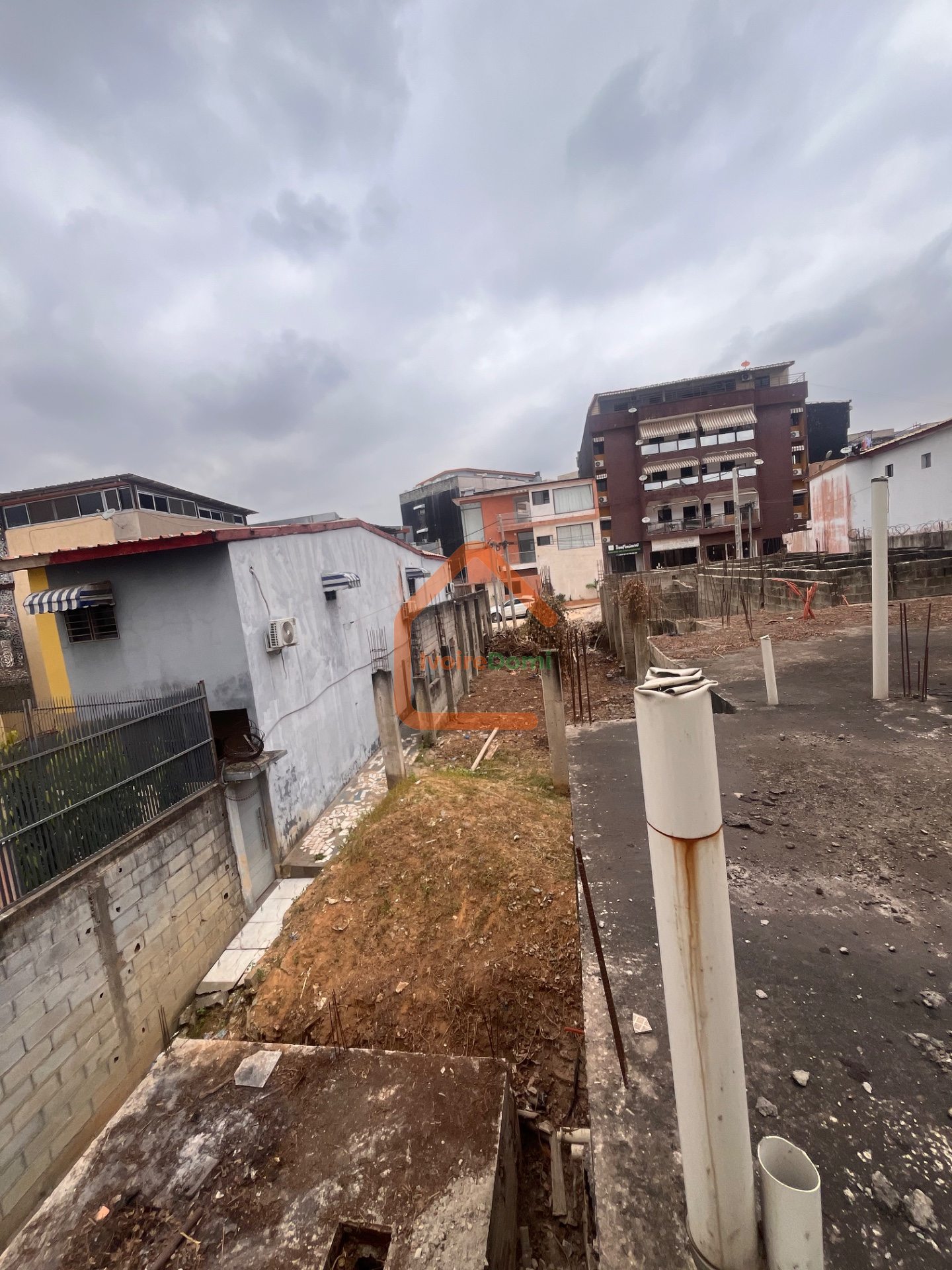 Immeuble inachevé à vendre