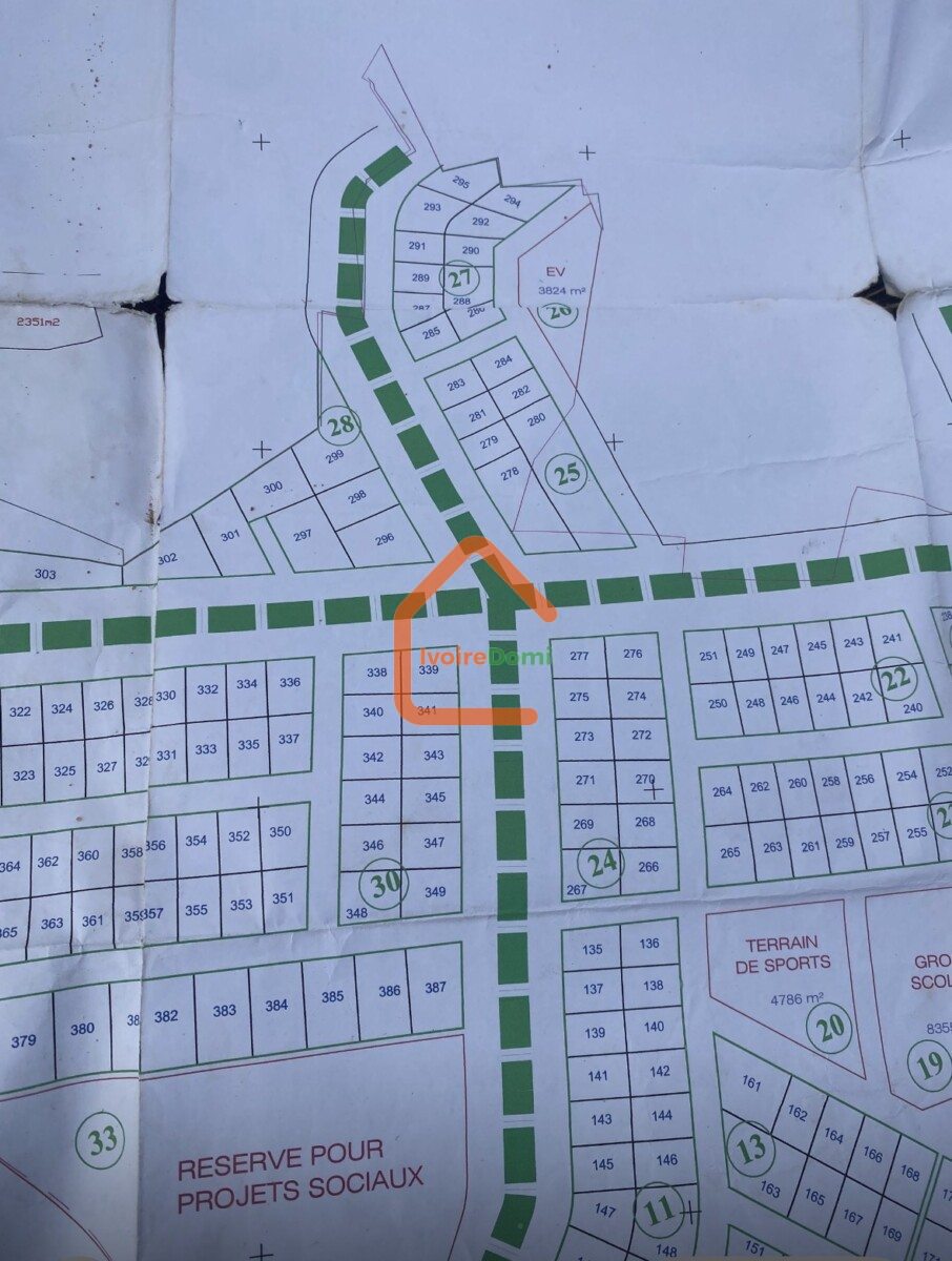1 bloc de terrain de 10 lots sur terre ferme à la baie des milliardaires du côté Bbr