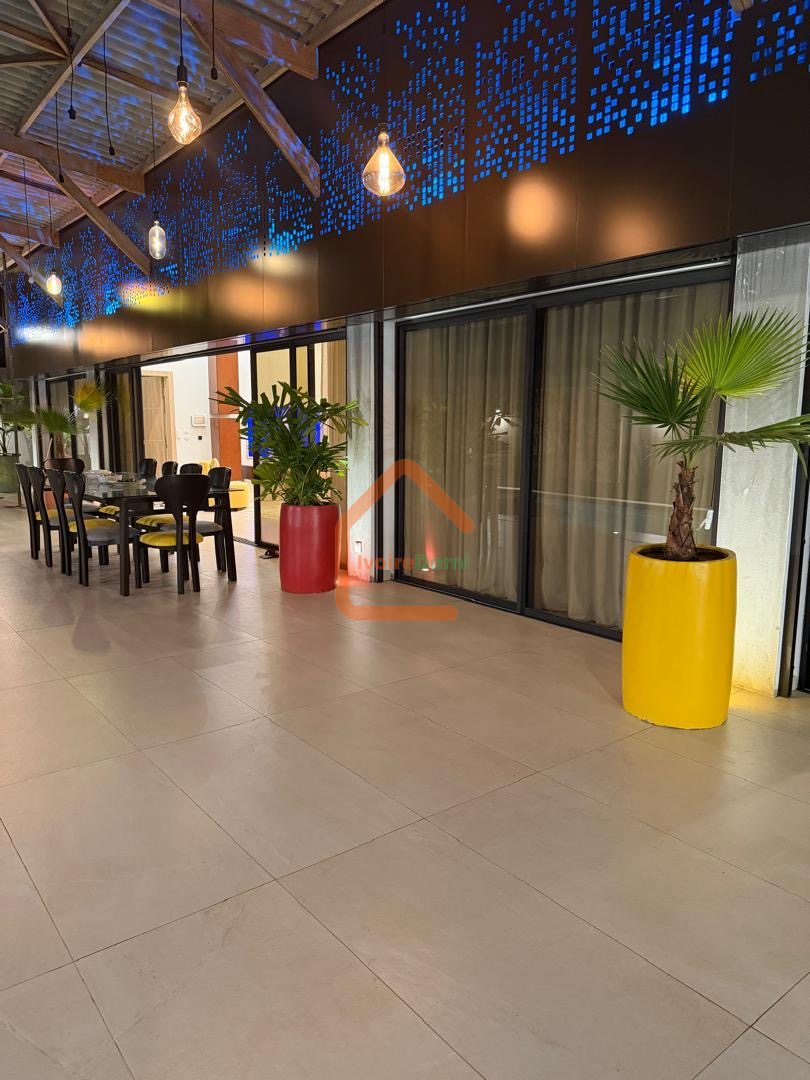 VILLA BASSE EN VENTE
