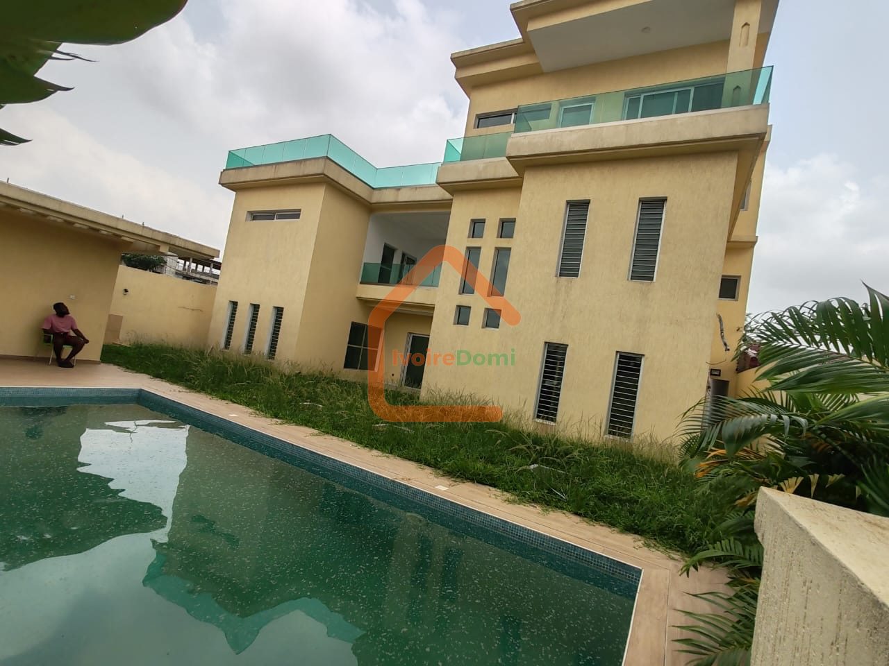 VILLA EN VENTE