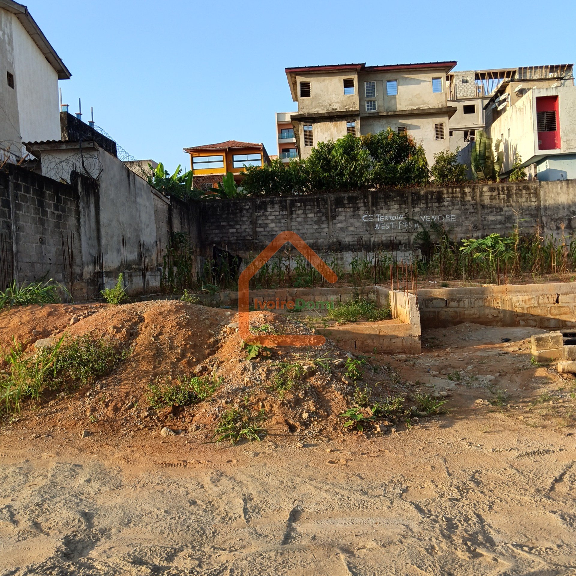 TERRAIN EN VENTE