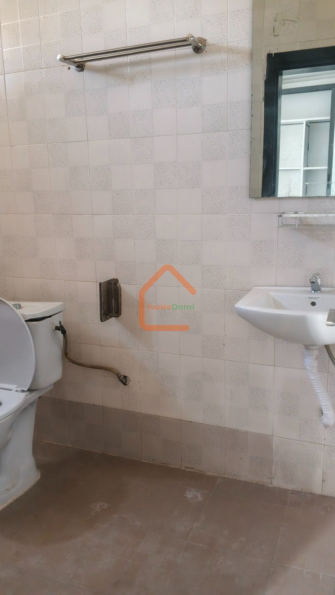 DE NOUVEAUX APPARTS F3 &F2 A LA RIVIERA ABATTA RESIDENTIELLE