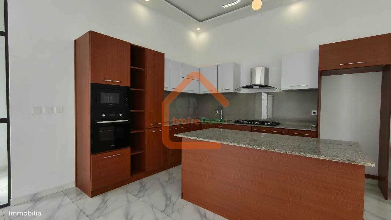 DUPLEX EN VENTE