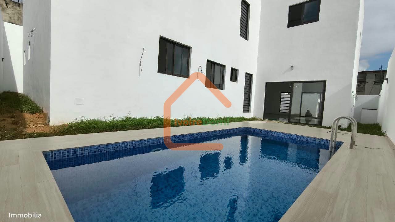 DUPLEX EN VENTE