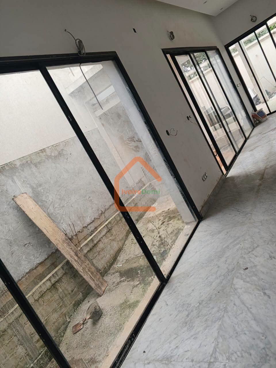 DUPLEX EN VENTE