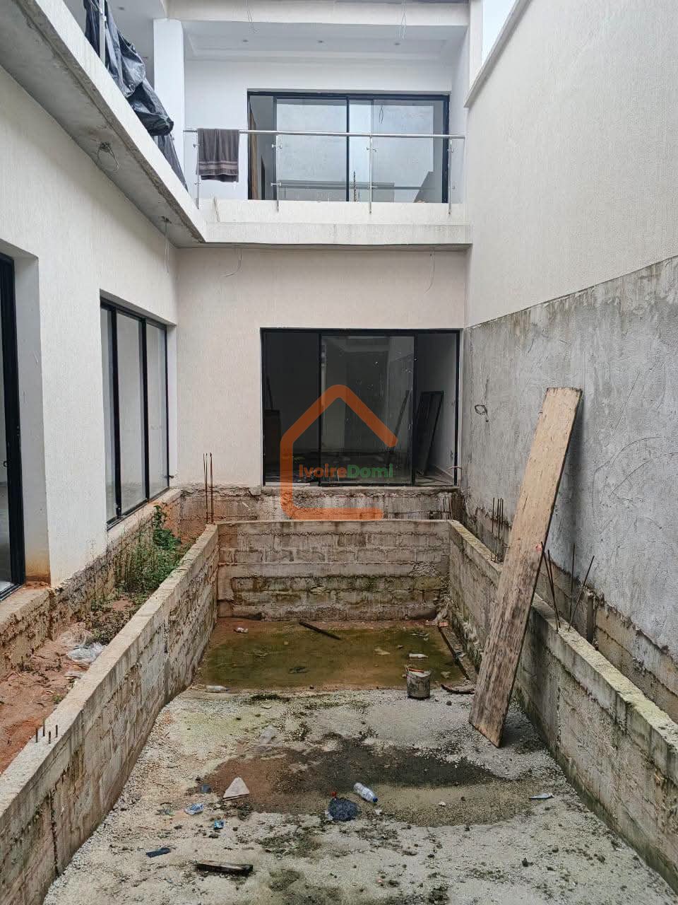 DUPLEX EN VENTE