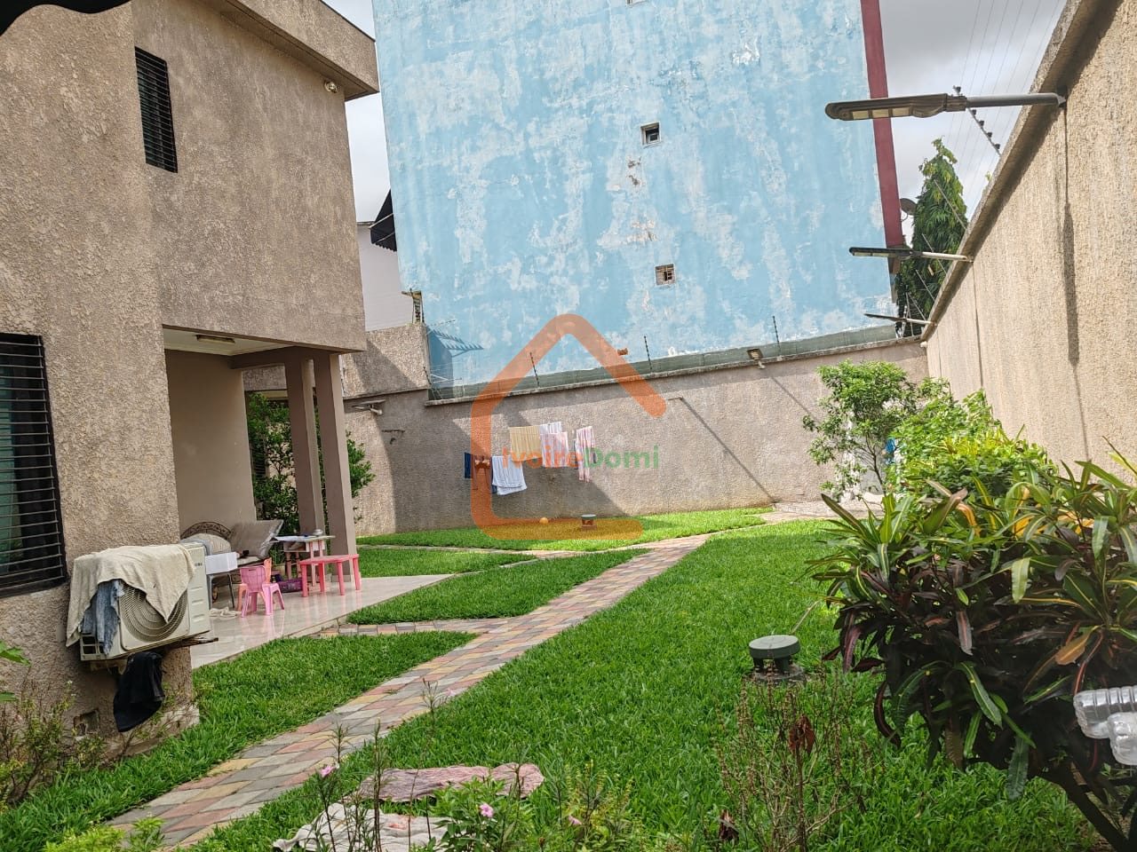 VILLA BASSE EN VENTE