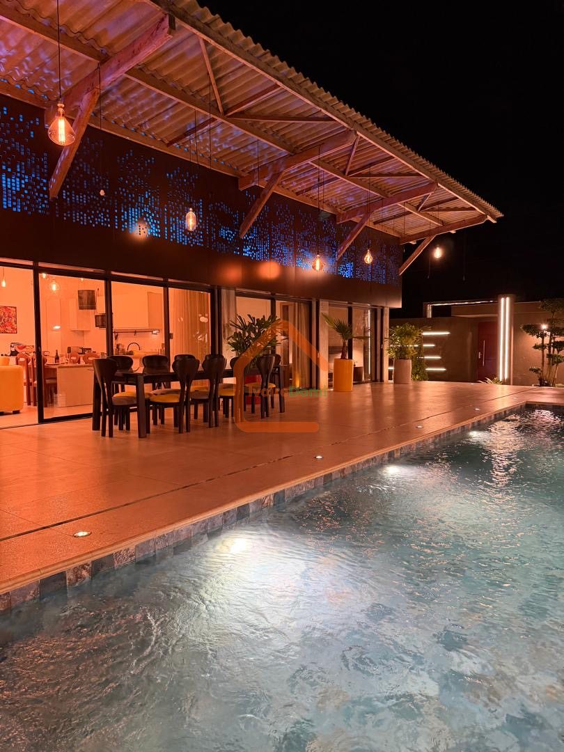 VILLA BASSE EN VENTE
