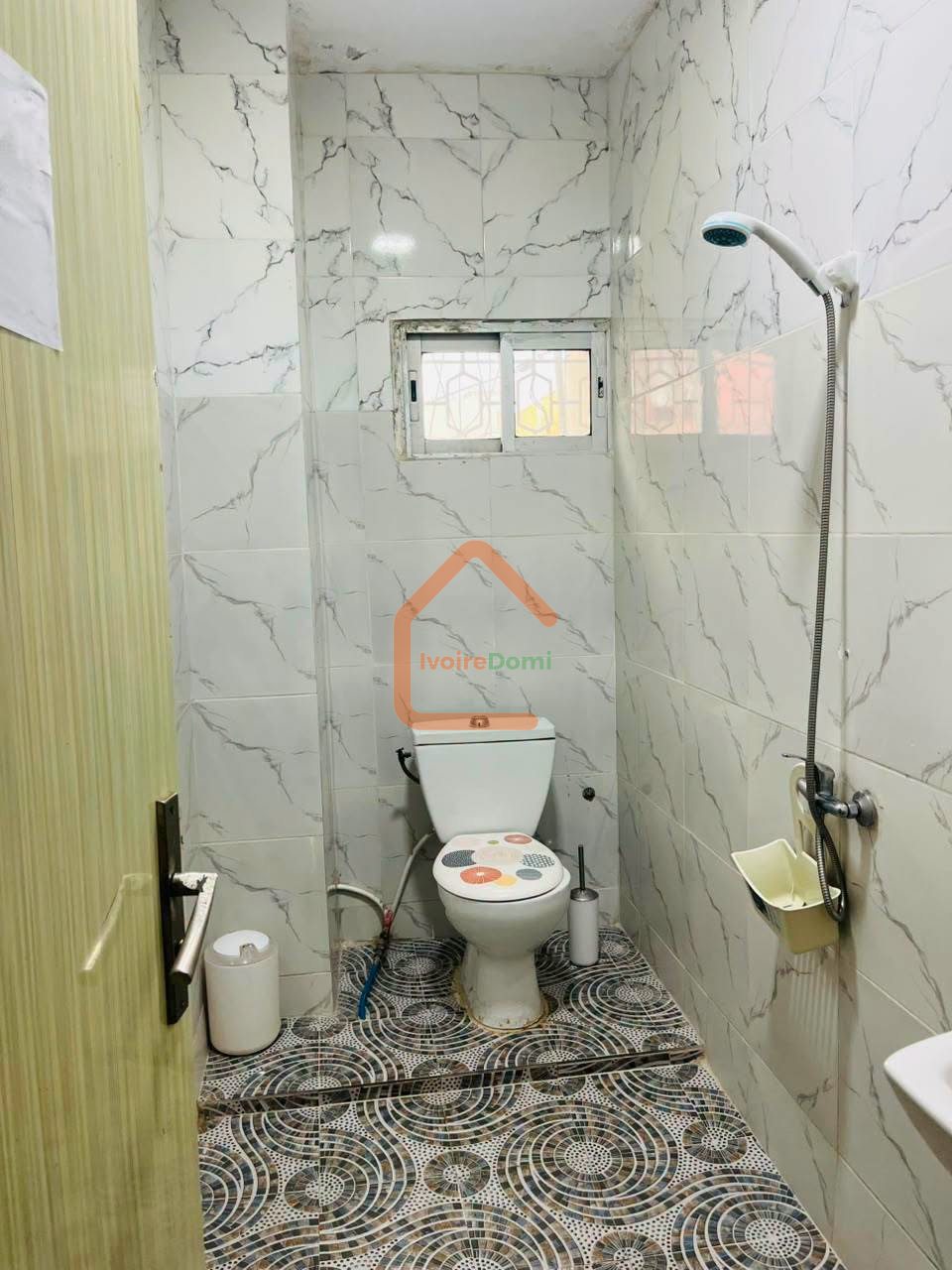 D’APPARTEMENT MEUBLE