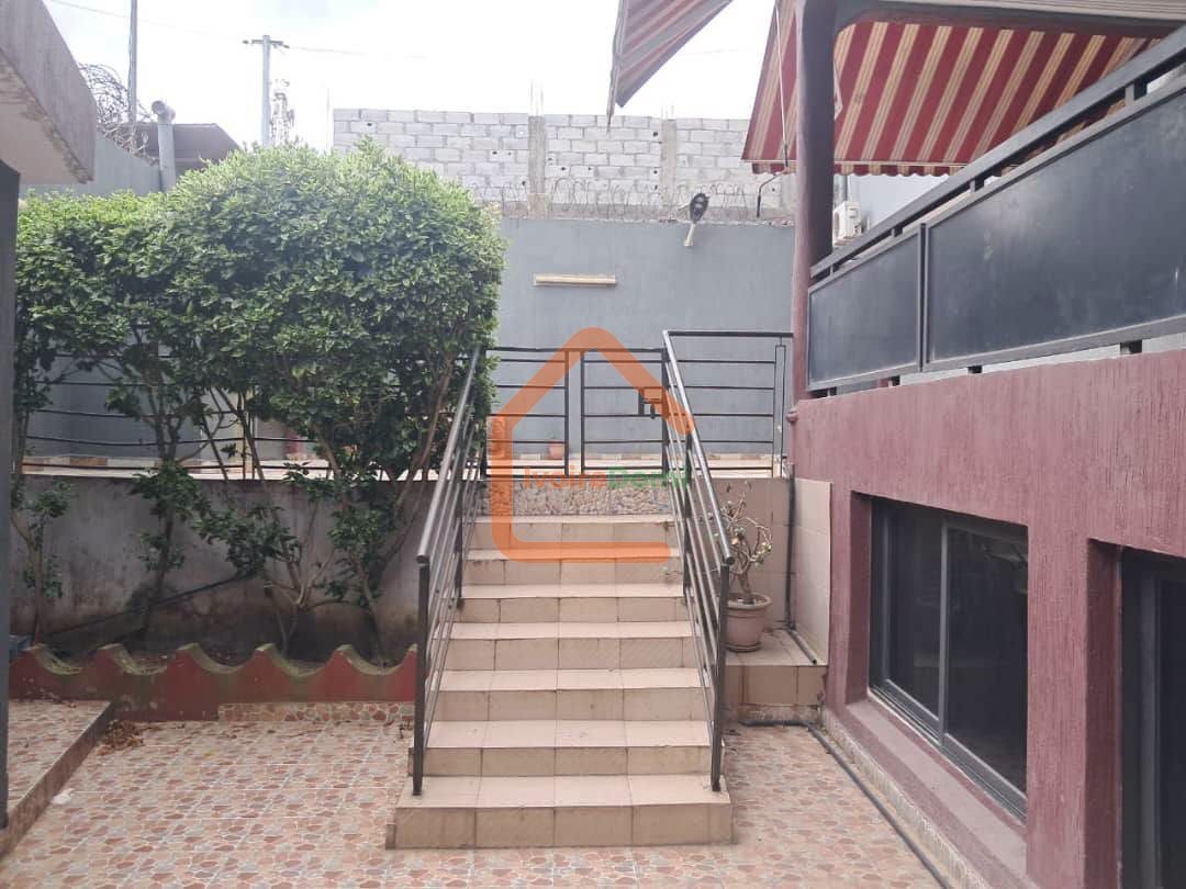 Villa duplex de 7 pièces