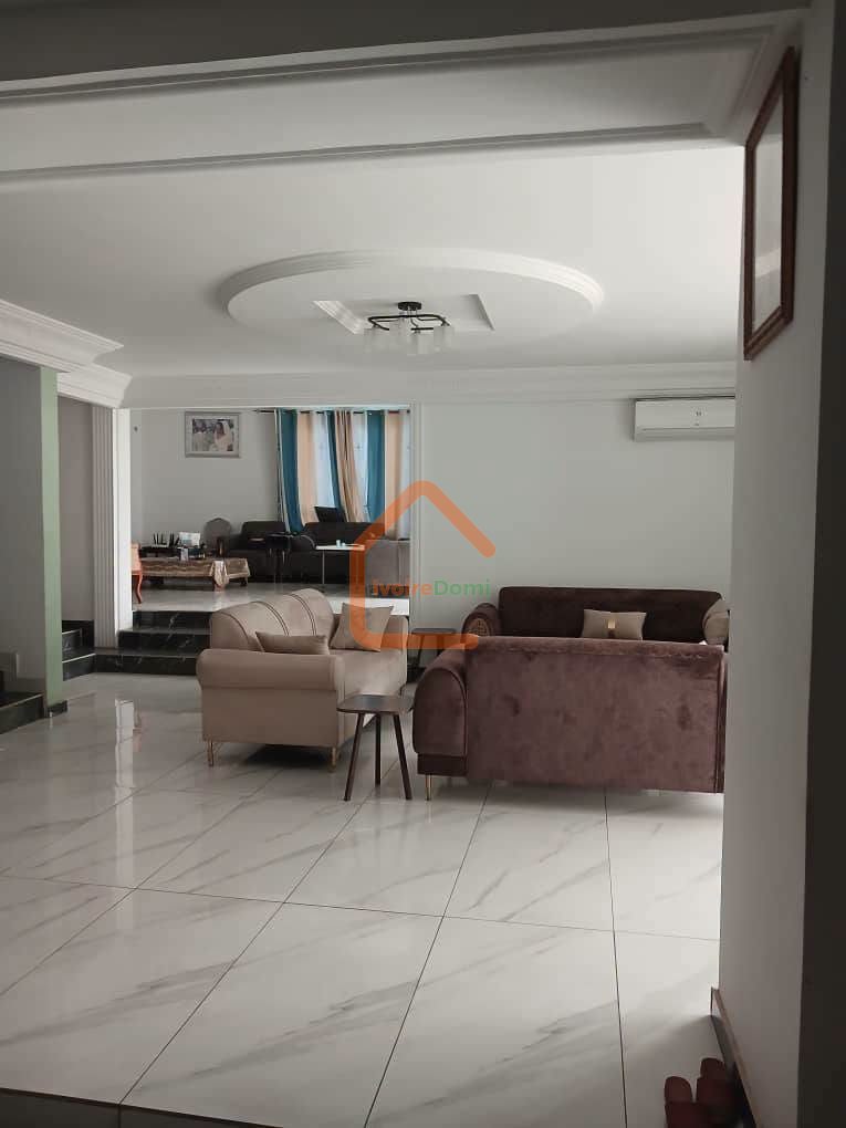 VILLA BASSE A LOUER
