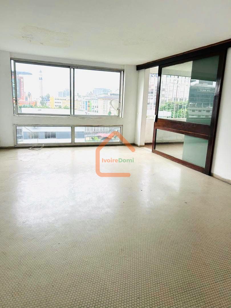 VILLA BASSE EN VENTE