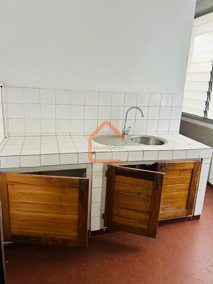 VILLA BASSE EN VENTE