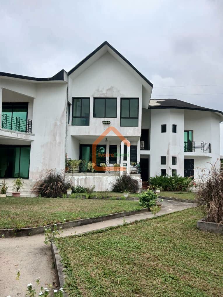 VILLA BASSE A LOUER