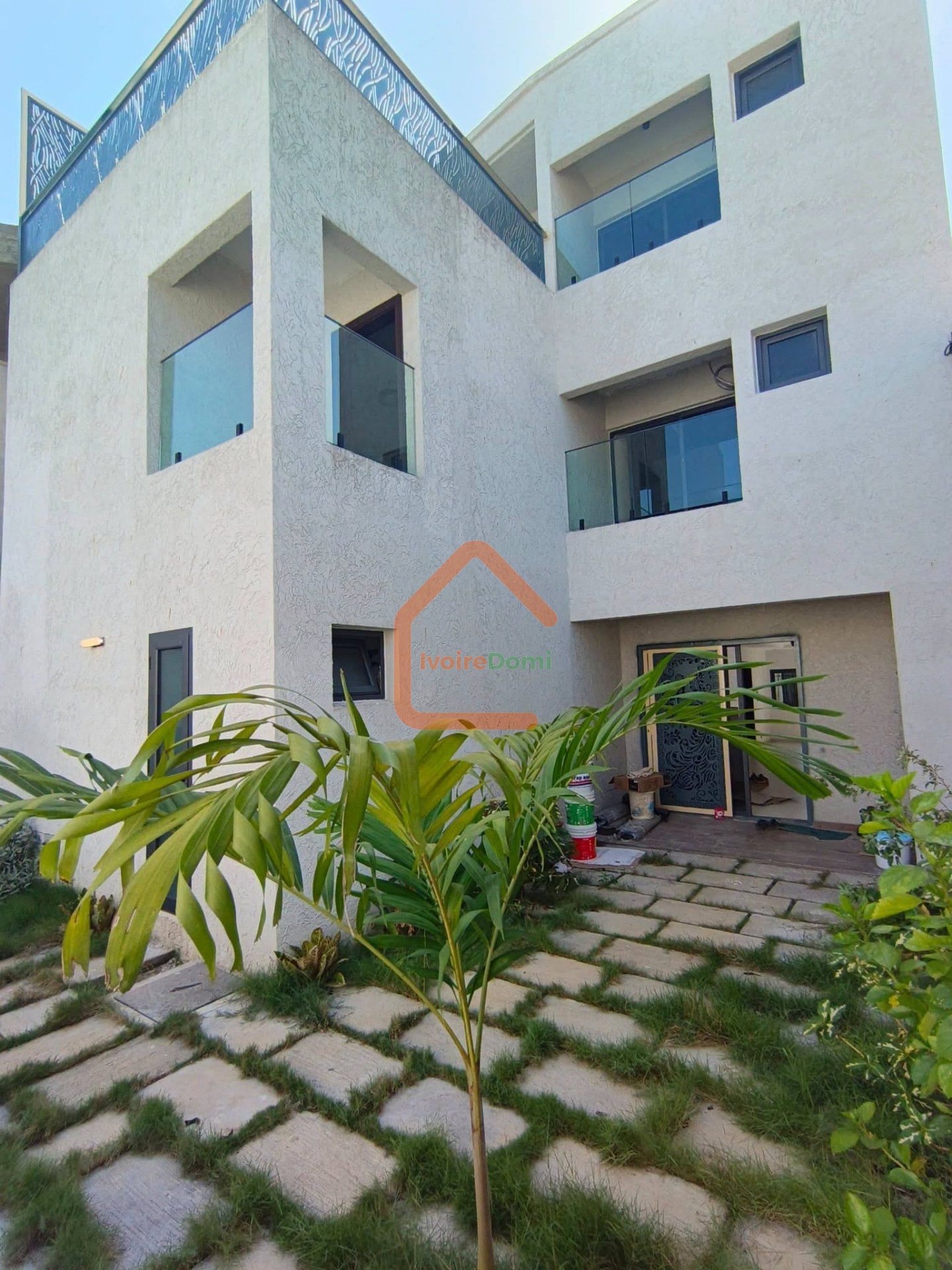 À vendre nouvel appartement 4 pièces à marcory zone 4