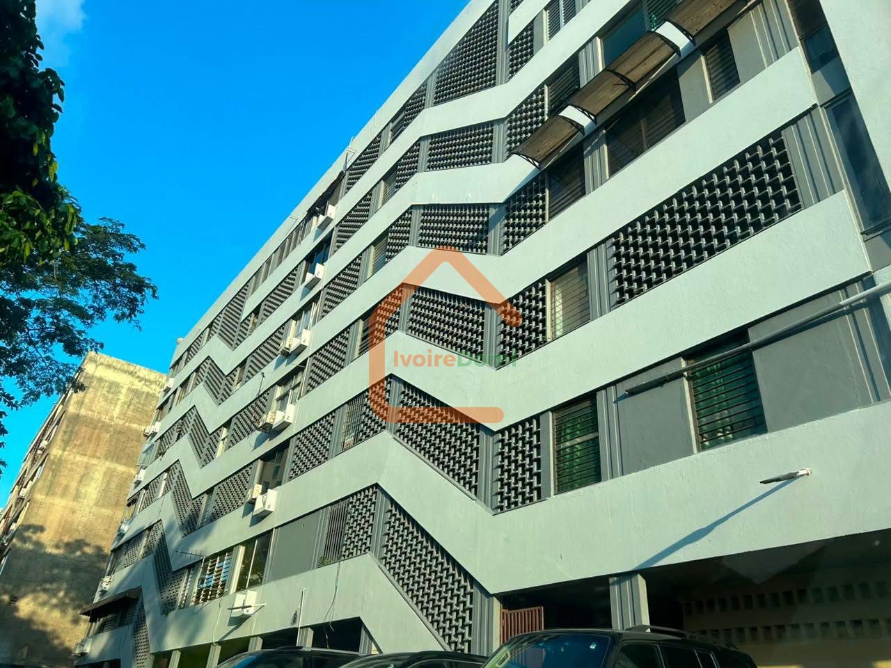 VILLA BASSE EN VENTE