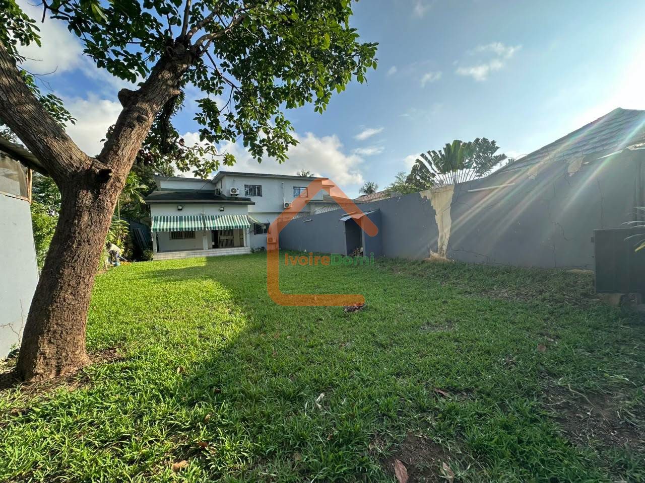 DE VILLA DUPLEX