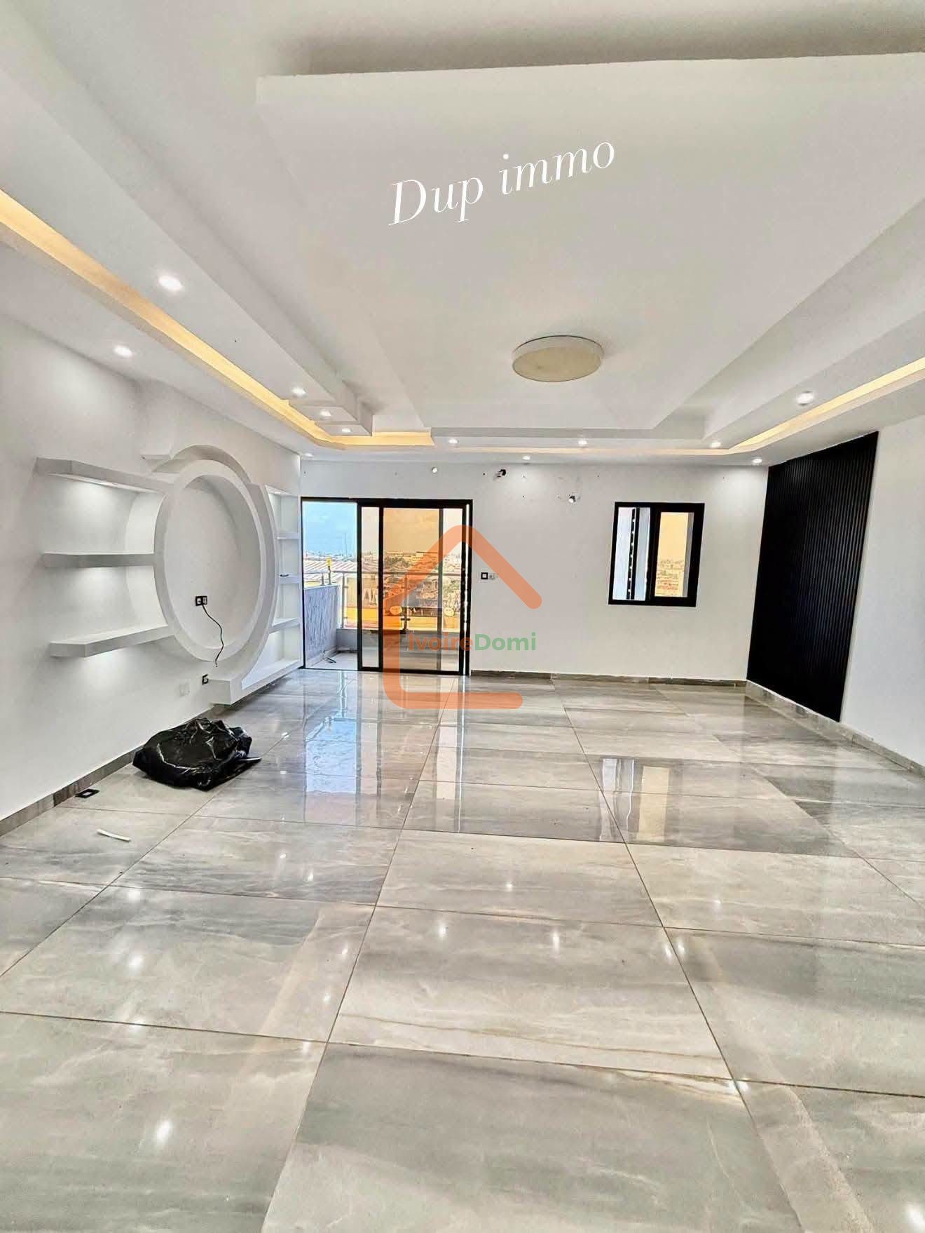 Duplex 14 pièces à vendre au 2 plateau vallon saint Cécile