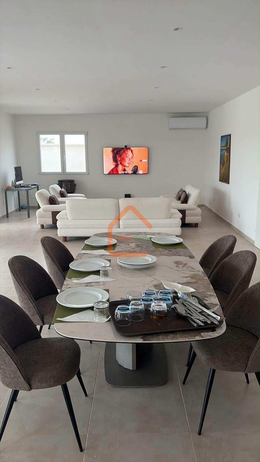 VILLA BASSE EN VENTE
