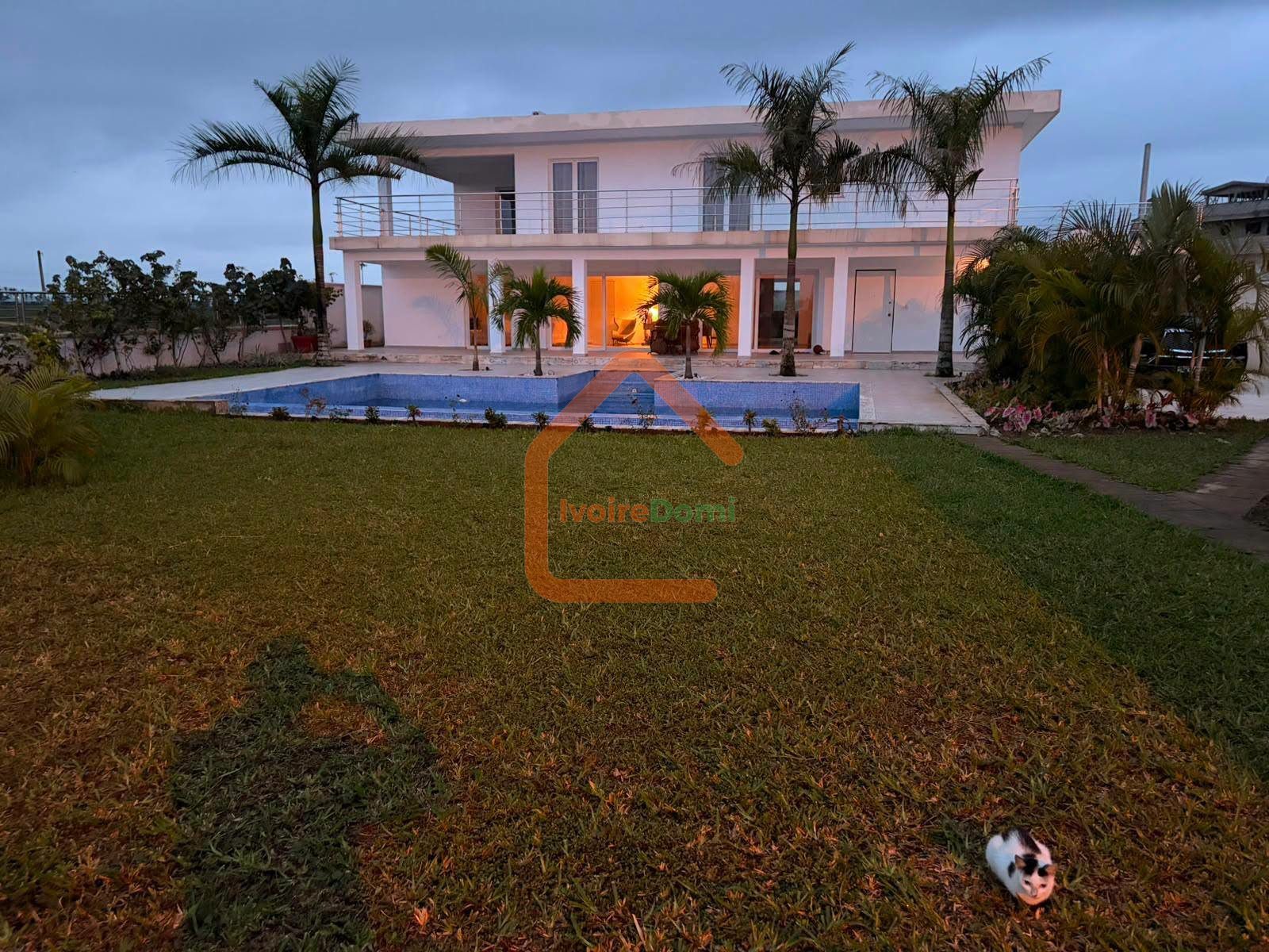 VILLA BASSE EN VENTE