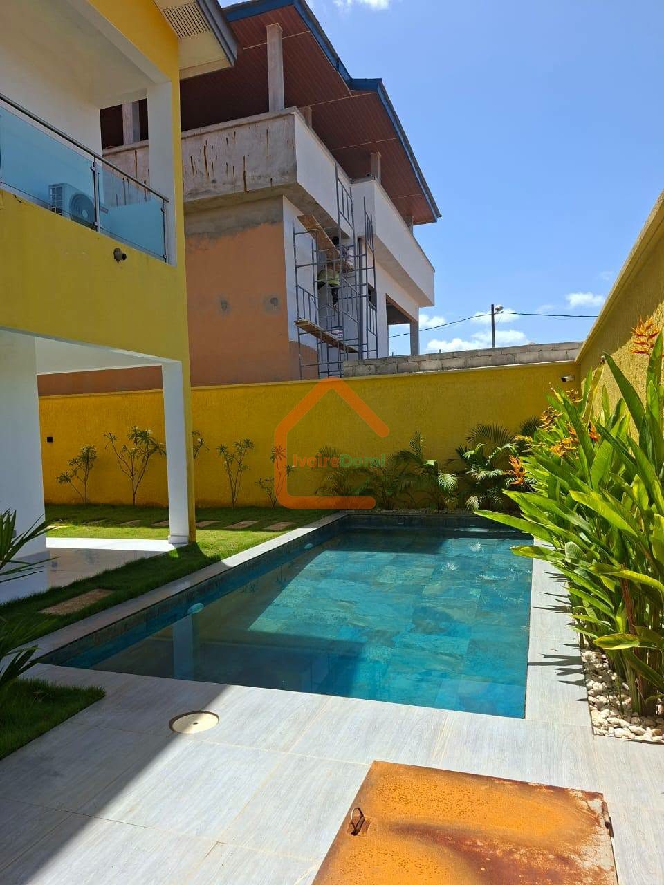 DUPLEX EN VENTE