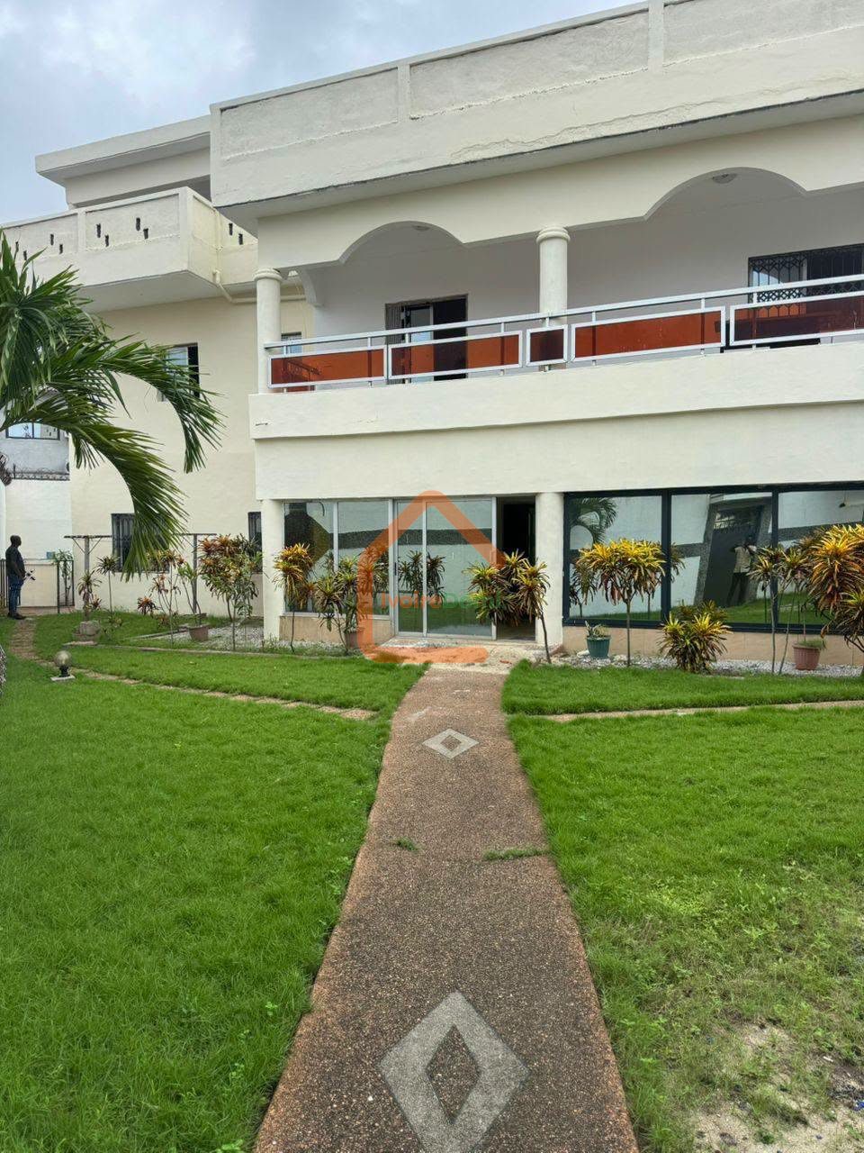 DUPLEX EN VENTE