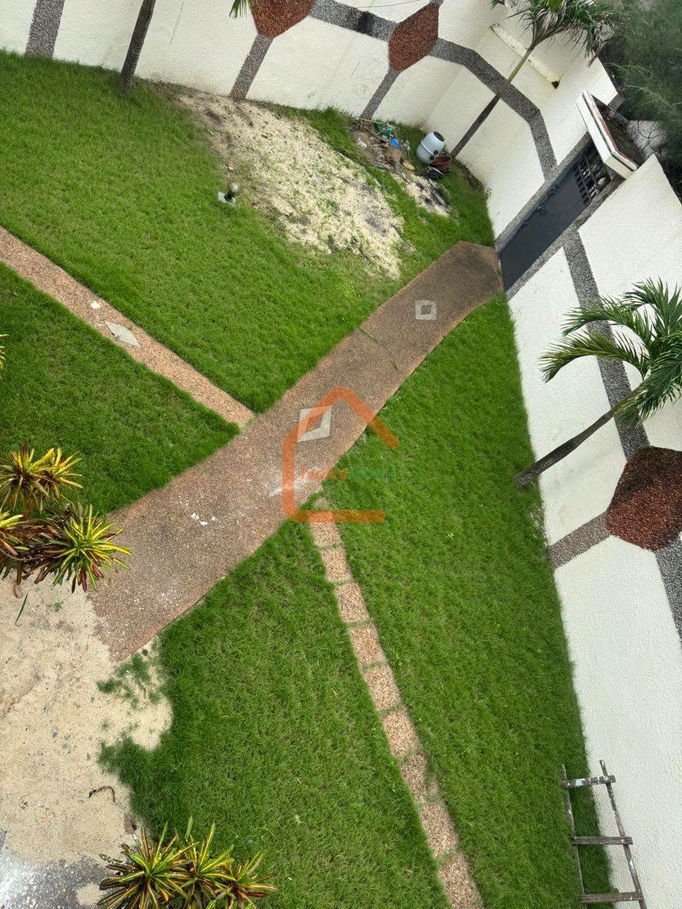 DUPLEX EN VENTE