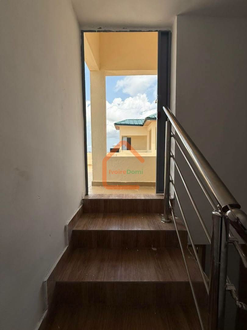 VILLA BASSE EN VENTE