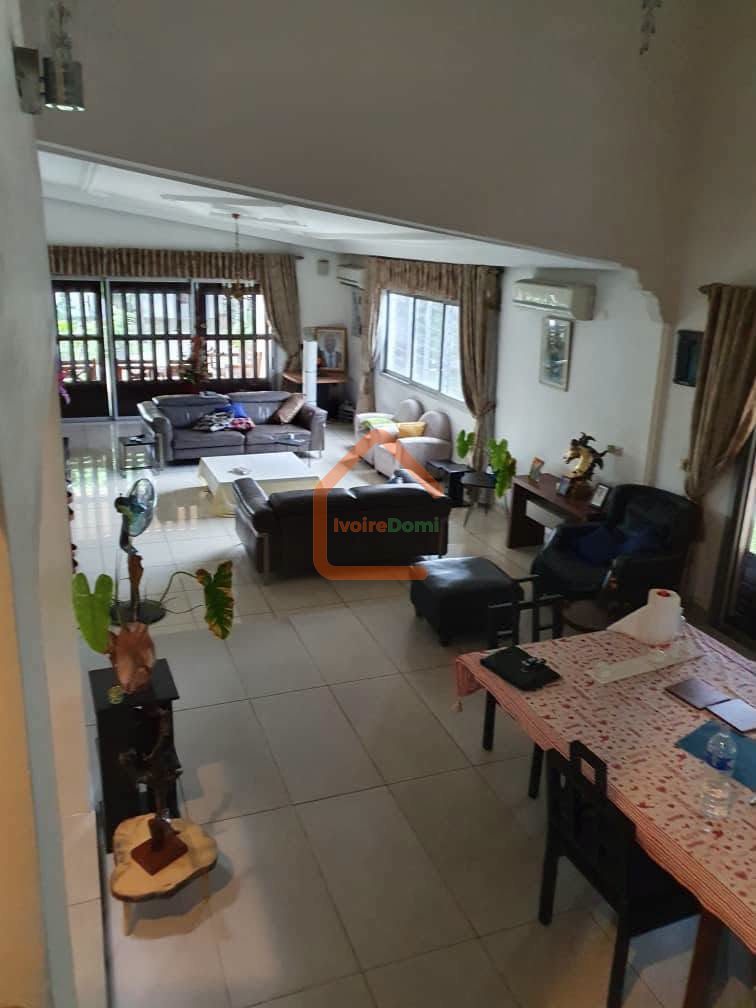 VILLA NEUVE EN VENTE