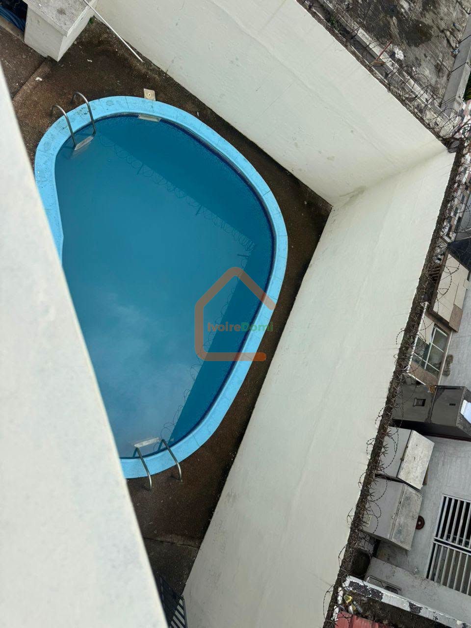 DUPLEX EN VENTE