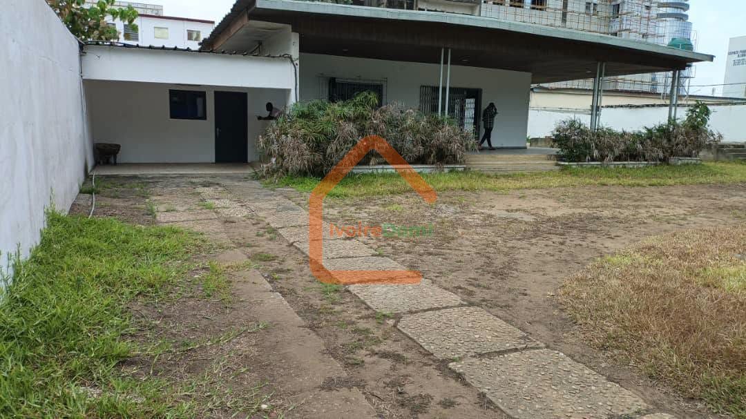 VILLA BASSE A LOUER
