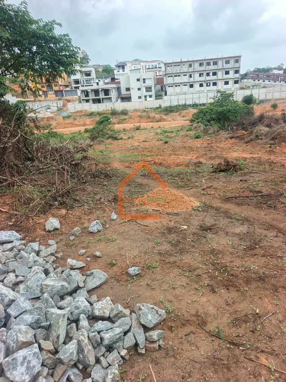 Terrain de 1000m2 à vendre à Jacqueville Avagou
