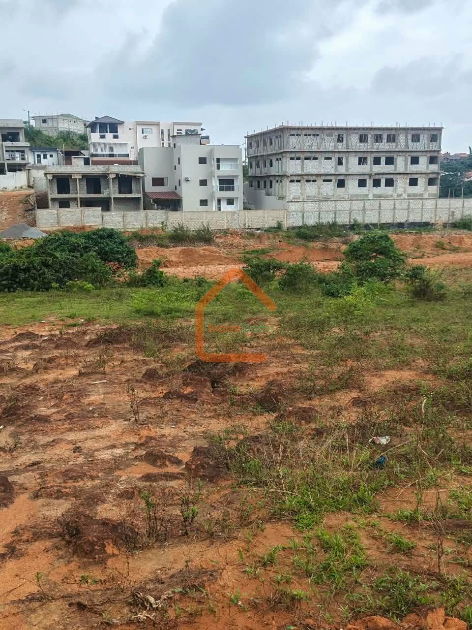 Terrain de 1000m2 à vendre à Jacqueville Avagou