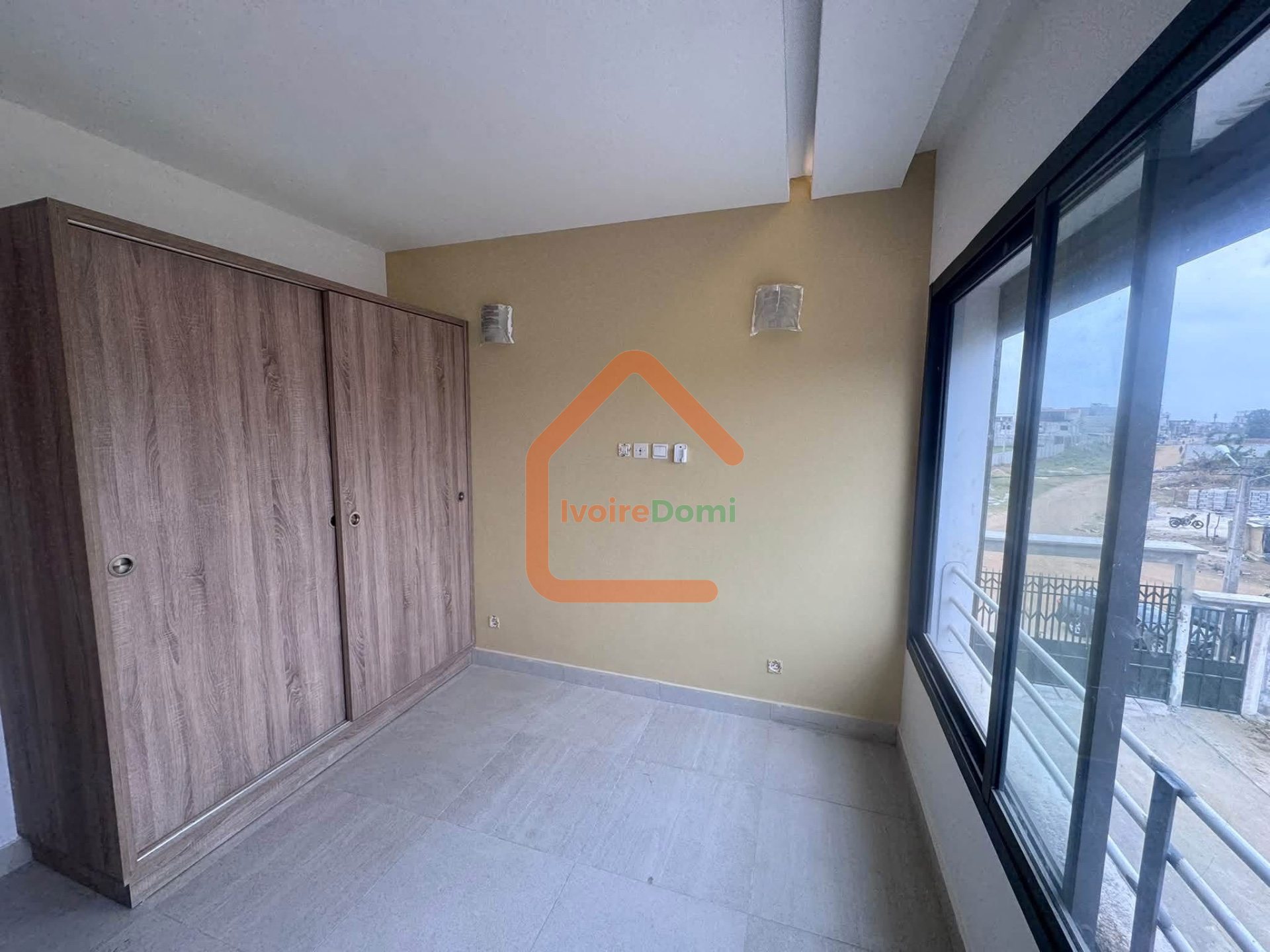 DE NOUVEAUX APPARTS F3 &F2 A LA RIVIERA ABATTA RESIDENTIELLE