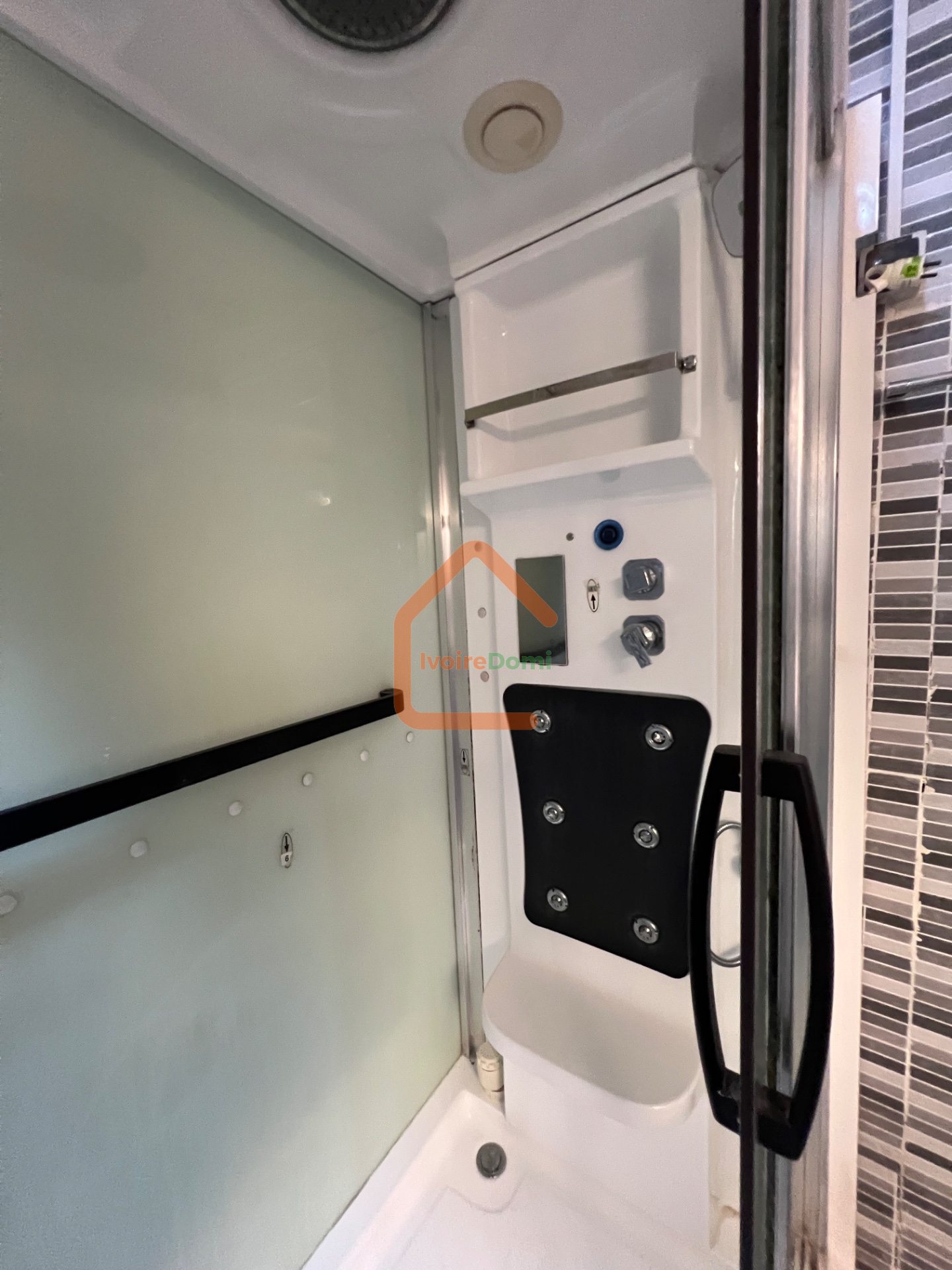 VILLA DUPLEX MODERNE DE 8 PIÈCES