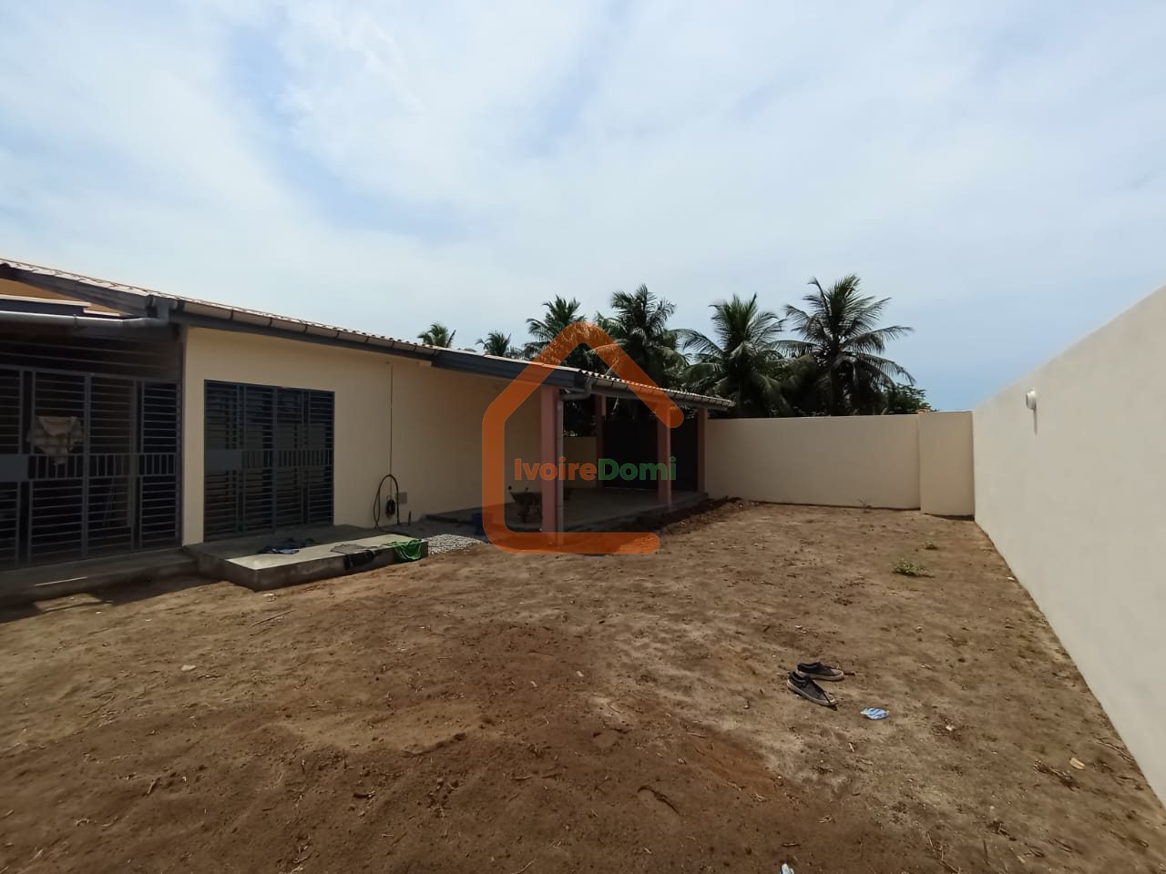 VILLA BASSE EN VENTE