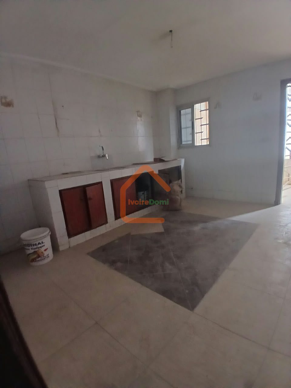 VILLA DUPLEX 4 PIECES +1 DEPENDANCE A LOUER