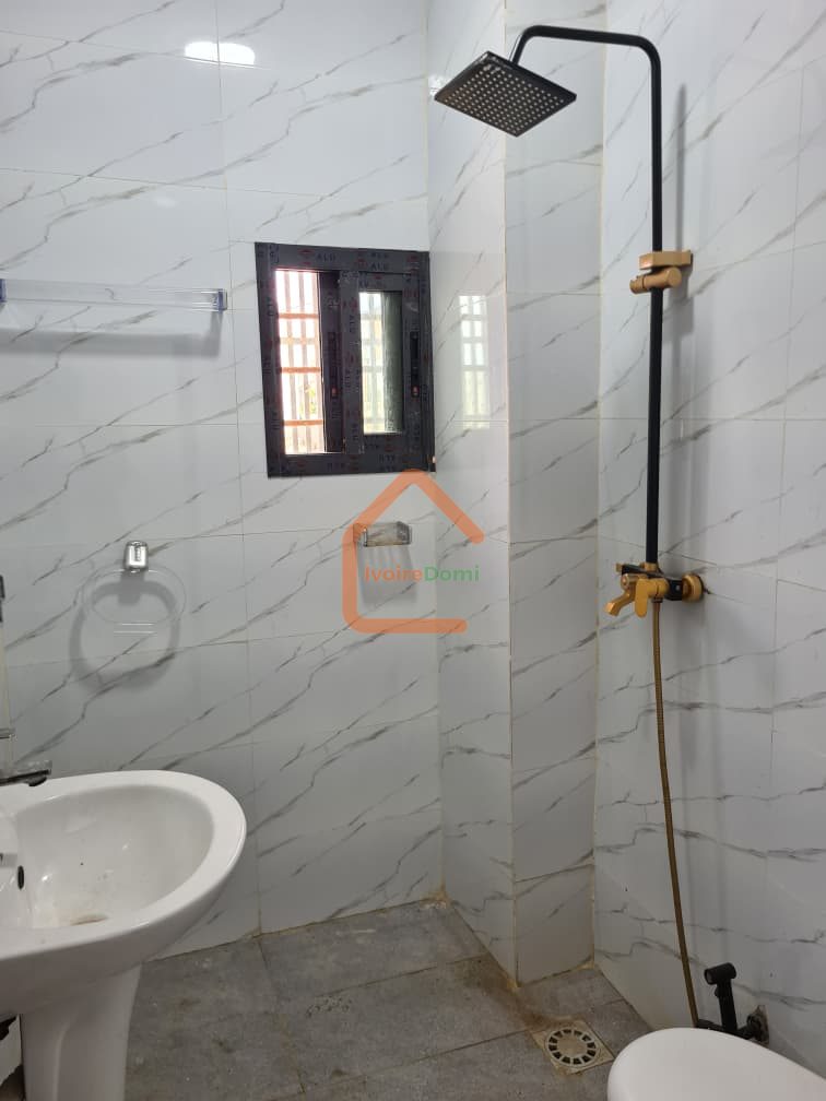 APPARTEMENT 3 PIECES CHU ANGRE